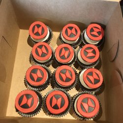Ann Maries Treats & Creations - Cupcakes