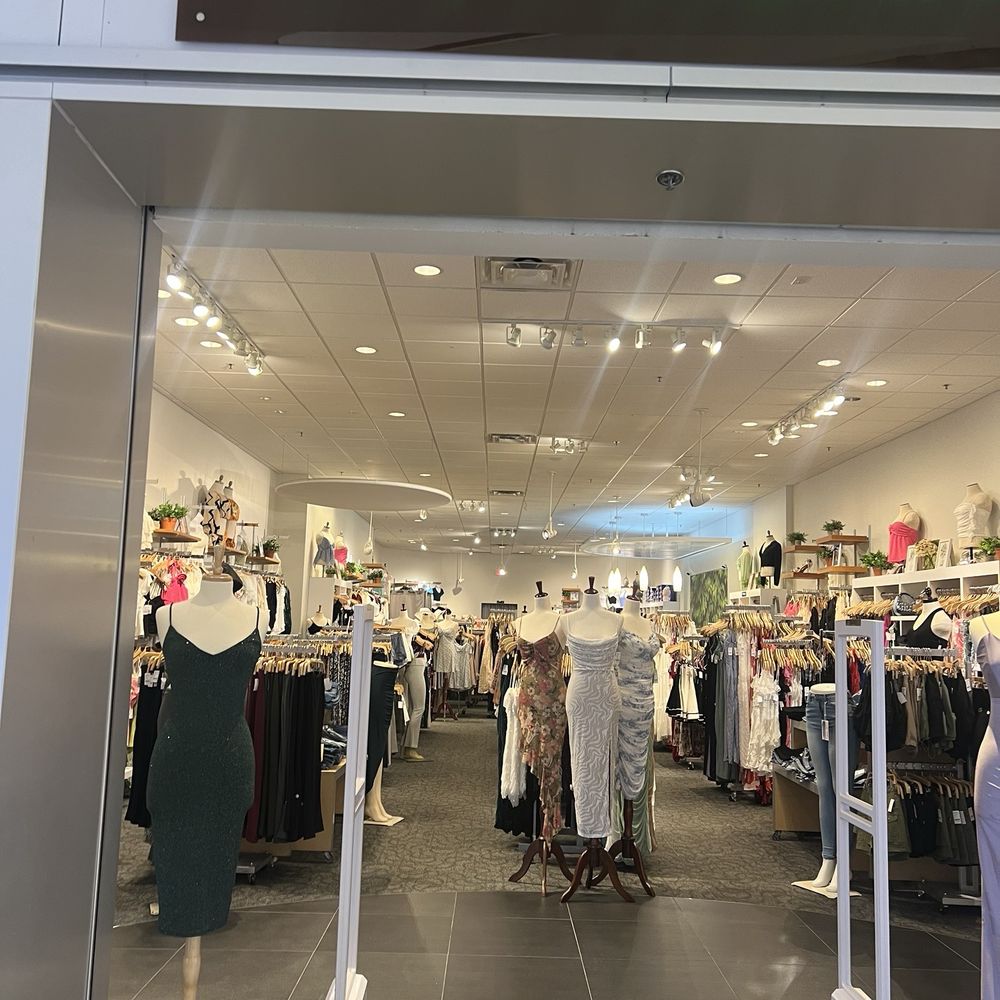 prom dress stores pleasanton ca Trendy Prom Dresses at Stoneridge Mall