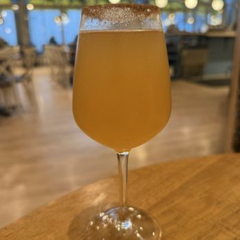 Tupelo Honey Southern Kitchen & Bar - Apple Cider Mimosa - Southern Near Me - Charlotte, North Carolina Tupelo Honey Southern Kitchen & Bar - Apple Cider Mimosa - Southern Near Me - Charlotte, North Carolina