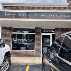 Looking Lovely Beauty & Body Bar