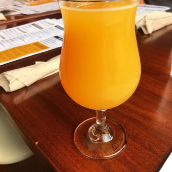 HopCat - Starcut ciders "Mosa" - cider with orange juice - Beer Bar Near Me - Holland, Michigan