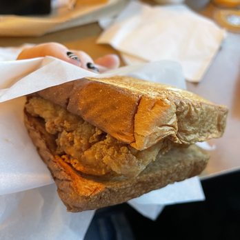 Come Back Shack - Fried chicken sammy on Texas toast - Burgers Near Me - Boone, North Carolina Come Back Shack - Fried chicken sammy on Texas toast - Burgers Near Me - Boone, North Carolina