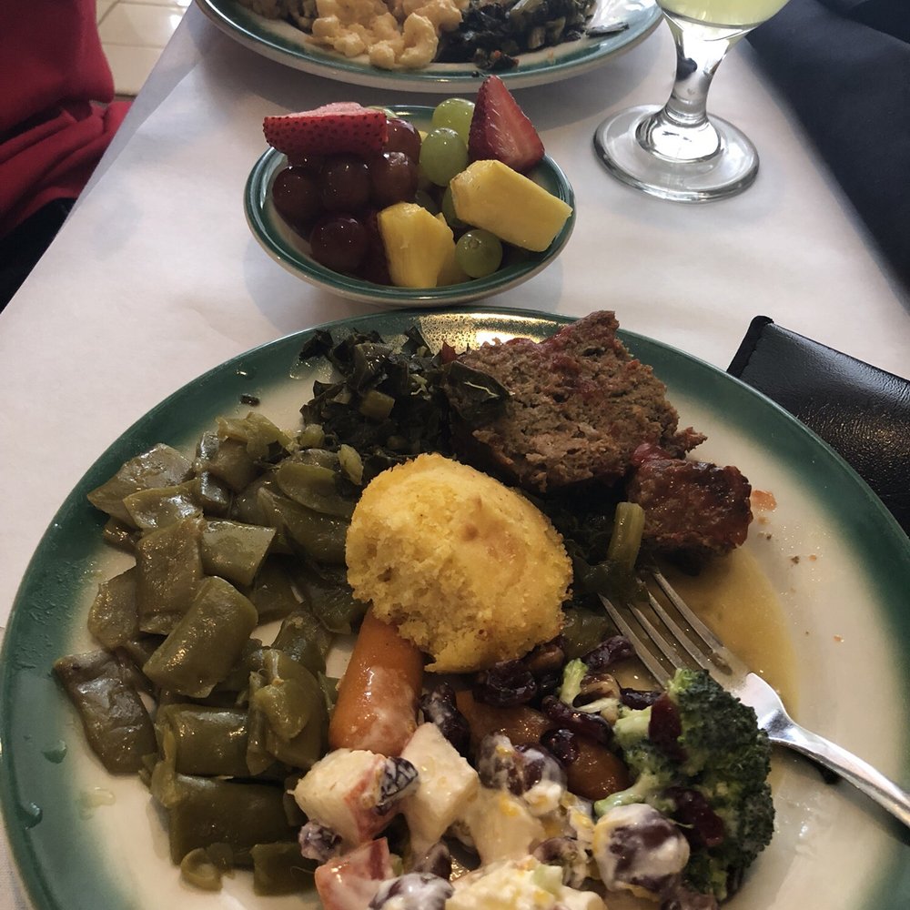 Meat Loaf, collard greens, green beans, broccoli and fruit salad. Superb!