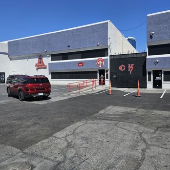 Count's Kustoms - Building One of Counting Customs - Auto Customization Near Me - Las Vegas, Nevada