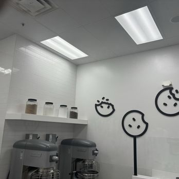 Crumbl - Amherst - Kitchen - Bakeries Near Me - Amherst, New York Crumbl - Amherst - Kitchen - Bakeries Near Me - Amherst, New York