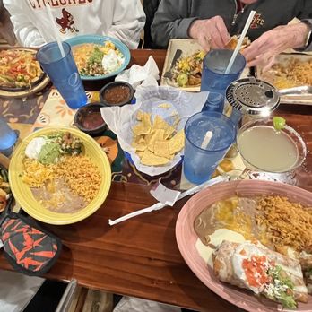El Molcajete - Chicken Chimichanga, Fish Tacos, chick Chicken Fajitas de la Casa, lime margarita - Mexican Near Me - Ankeny, Iowa