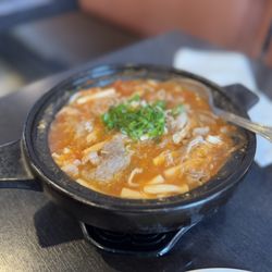Miss Shang - Casserole with Braised Tomatoes, Mushrooms, and Beef