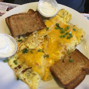 Rozzi's - Loaded baked potato scrambler - American Near Me - Thomaston, Connecticut