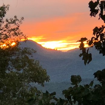 Get Farther Away - Vacation Rentals Near Me - Newport, Tennessee