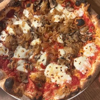 Fat Olives - Pizza Near Me - Flagstaff, Arizona