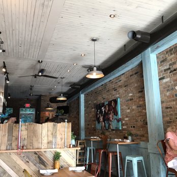 Doce Provisions - Cool interior - New American Near Me - Miami, Florida