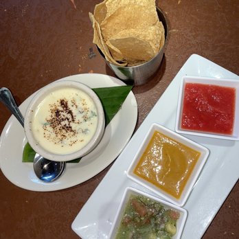 Mesero - Legacy West - Queso Mesero (top) & 3 Complimentary salsas w/Chips - Tex-Mex Near Me - Plano, Texas Mesero - Legacy West - Queso Mesero (top) & 3 Complimentary salsas w/Chips - Tex-Mex Near Me - Plano, Texas