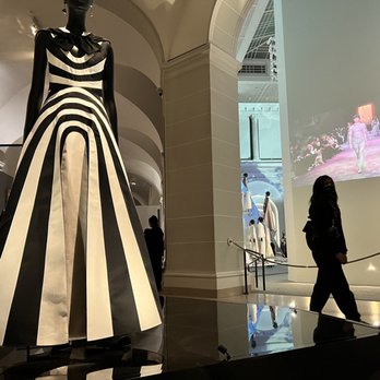 Brooklyn Museum - Dresses on display - Art Museums Near Me - Brooklyn, New York