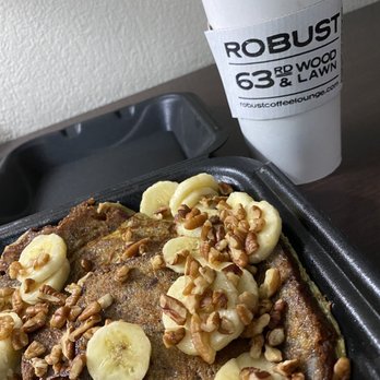 Robust Coffee Lounge - Banana Bread French Toast - Breakfast & Brunch Near Me - Chicago, Illinois
