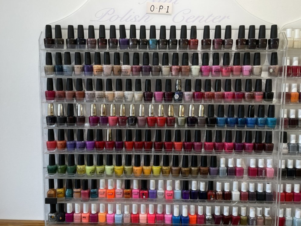 36 IU Nails & Spa Logo
