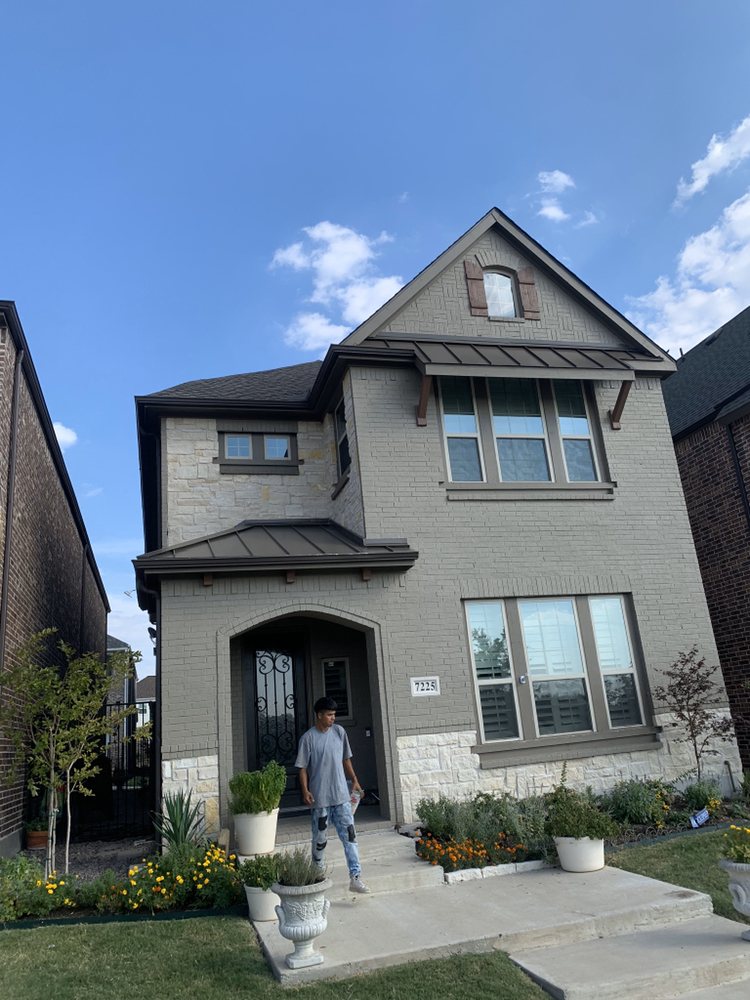 Slide of Hugo's Sheet Metal