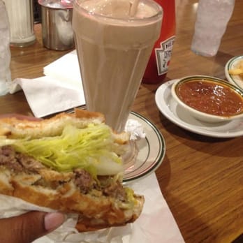 Pie 'n Burger - Burgers Near Me - Pasadena, California