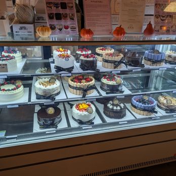 Chateau De Chantilly Cafe - Cakes - Bakeries Near Me - Chantilly, Virginia Chateau De Chantilly Cafe - Cakes - Bakeries Near Me - Chantilly, Virginia