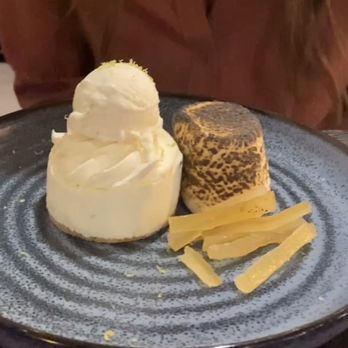 JWB Grill - Key lime pie - Southern Near Me - Nashville, Tennessee JWB Grill - Key lime pie - Southern Near Me - Nashville, Tennessee