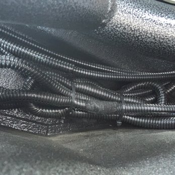 Car Tunes - More crap wiring! Largo car tunes. - Car Stereo Installation Near Me - Largo, Florida
