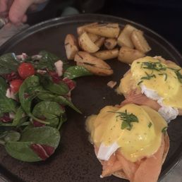Eggs Royale