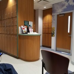 Main Street Radiology - Woman imaging area seatings