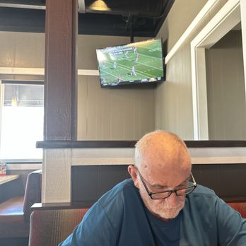 Chili's - Tv - American Near Me - Bastrop, Texas