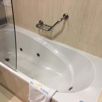 Hotel Abba Garden - Jacuzzi bathtub in executive suite - Hotels Near Me - Barcelona, B