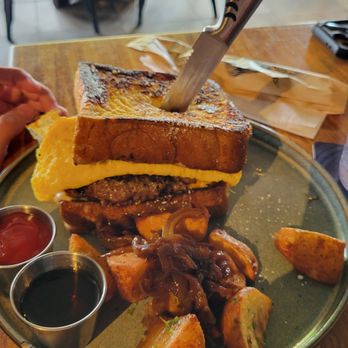 Lulu's Waikiki - Burger on French toast with egg. This was devoured by my teen. - Burgers Near Me - Honolulu, Hawaii Lulu's Waikiki - Burger on French toast with egg. This was devoured by my teen. - Burgers Near Me - Honolulu, Hawaii