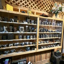 Pataha Flour Mills - This are old fashioned cameras!
