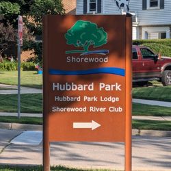 Hubbard Park Beer Garden - Signage (you have to walk through a tunnel to get to the beer garden)