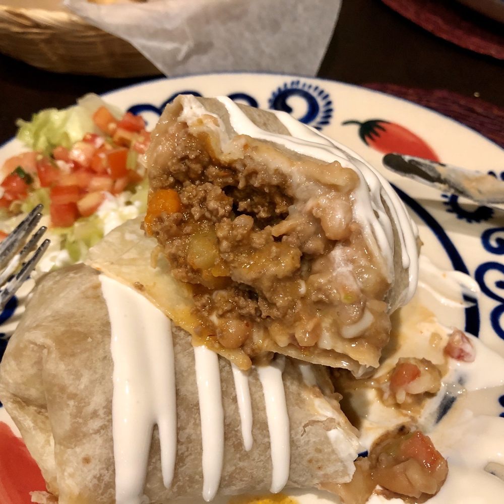 Roasted Chiles - Burrito Grande with ground beef (there's the beef!) - VN - Mexican Near Me - Kihei, Hawaii Roasted Chiles - Burrito Grande with ground beef (there's the beef!) - VN - Mexican Near Me - Kihei, Hawaii