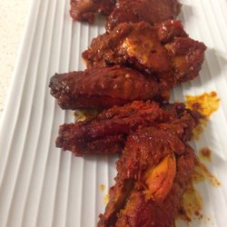Halims Indian Taj Restaurant - Chicken wings, 6 for 4.5. Noms
