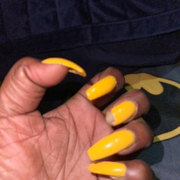 Broke nail less then 24hours Broke nail less then 24hours