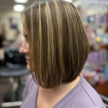 Classy Cuts - Left side - Hair Salons Near Me - Bonney Lake, Washington