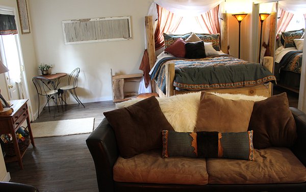 Sweet Springs Family Farm by null