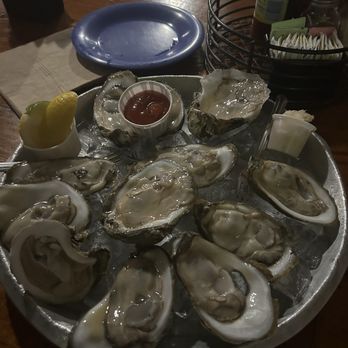 Capt. Benny's - Dozen raw oysters - Seafood Near Me - Houston, Texas Capt. Benny's - Dozen raw oysters - Seafood Near Me - Houston, Texas