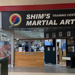Shim's Niles Tae Kwon Do - Adult class in session.