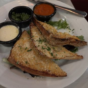 Trattoria Da Sofia - Garlic Bread - Italian Near Me - San Diego, California Trattoria Da Sofia - Garlic Bread - Italian Near Me - San Diego, California