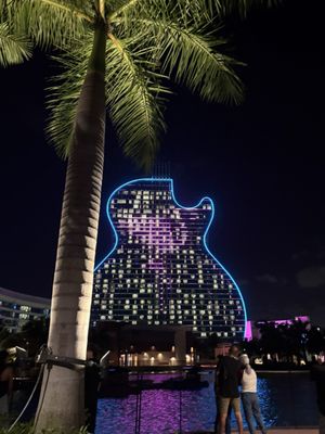 Council Oak Steaks & Seafood (in Seminole Hard Rock Hollywood) by null