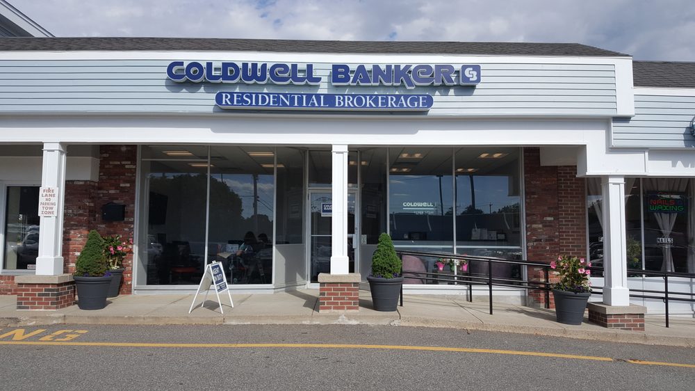 COLDWELL BANKER RESIDENTIAL BROKERAGE 35 Washington St, Canton