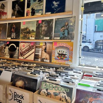 Fat Elephant Records - Vinyl Records Near Me - Folsom, California
