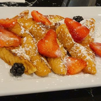 The Fox Trap Restaurant & Lounge - French toast - Cocktail Bars Near Me - Houston, Texas