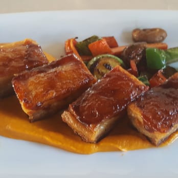 Almazara - Pork belly and Sweet Potato Puree - Asian Fusion Near Me - Guadaloupe, BCN