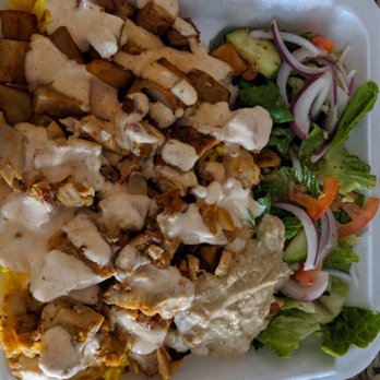 Shawarma Queenz - Chicken shawarma with hummus - Middle Eastern Near Me - Toronto, Ontario