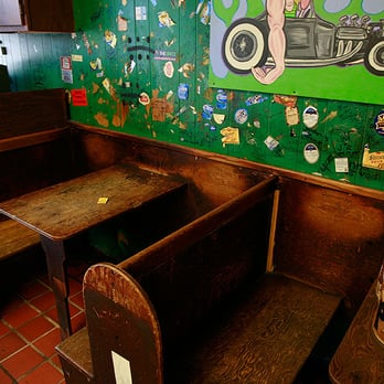 Midtown Billiards - the interior of a restaurant - Dive Bars Near Me - Little Rock, Arkansas