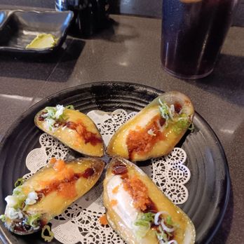 Momo Sushi - Baked green mussels....soooo good! - Sushi Bars Near Me - Boulder City, Nevada Momo Sushi - Baked green mussels....soooo good! - Sushi Bars Near Me - Boulder City, Nevada