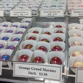 Aurora Chocolate - Yummy chocolate bon bons - Chocolatiers & Shops Near Me - Anchorage, Alaska