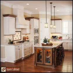 Apex Cabinets, a division of Markraft - Beautiful 2-tone kitchen with Omega and Dynasty cabinetry.