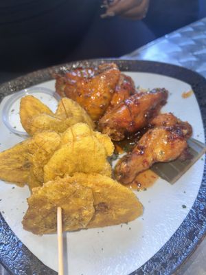 Aqua Bar and Grill by null